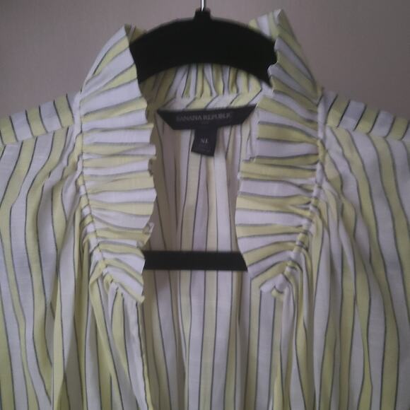 Banana Republic White Yellow Striped Short Sleeve Ruffle Collar V-Neck Blouse XL - Picture 4 of 9